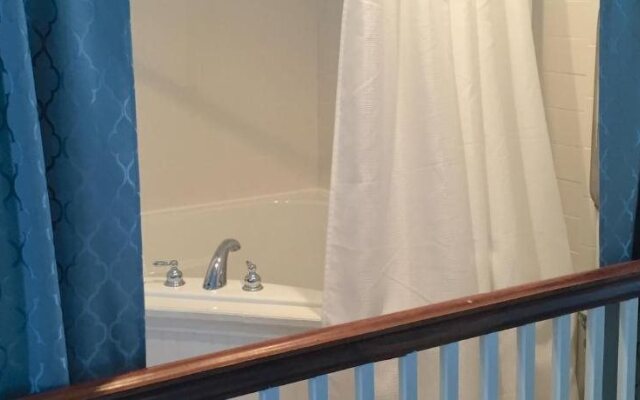 Olde Square Inn Bed and Breakfast