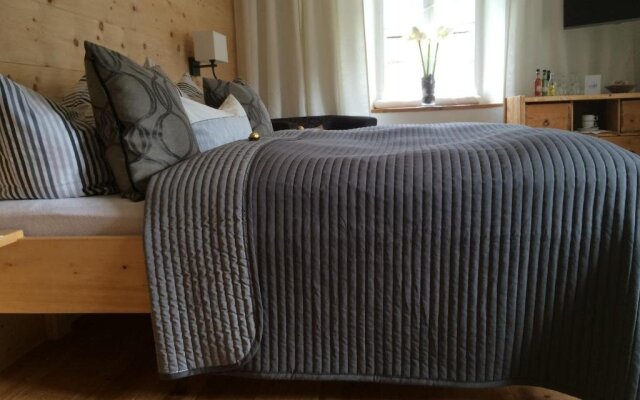 BnB44 Bed and Breakfast