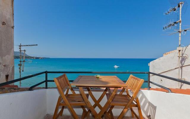 Cefalu Flats