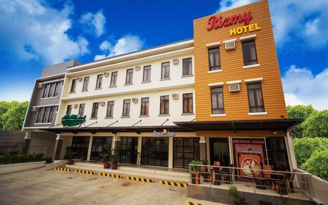 Rizmy Apartment Hotel