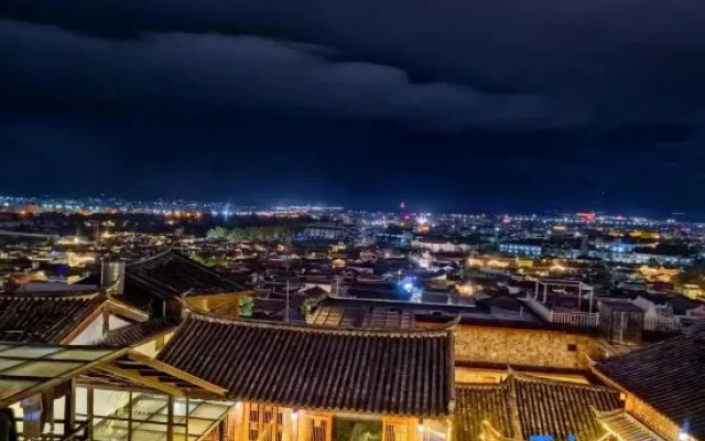 Three-time Bieyuan·star theme worry-free starry sky beauty hotel