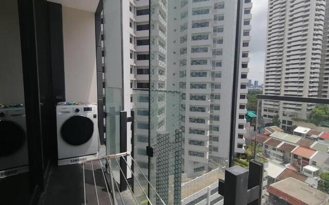 Circle Sukhumvit 11#Luxury#Pool#Gym#BTS Nana&MRT Sukhumvit#1BR#Max4ppl