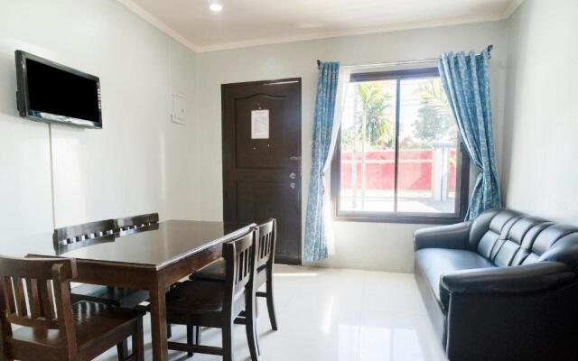 Samantha's Apartelle by OYO Rooms