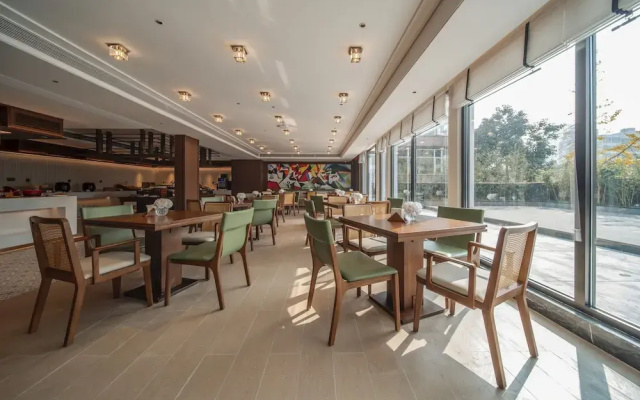 UrCove by Hyatt Chengdu Wenshufang Chunxi Road