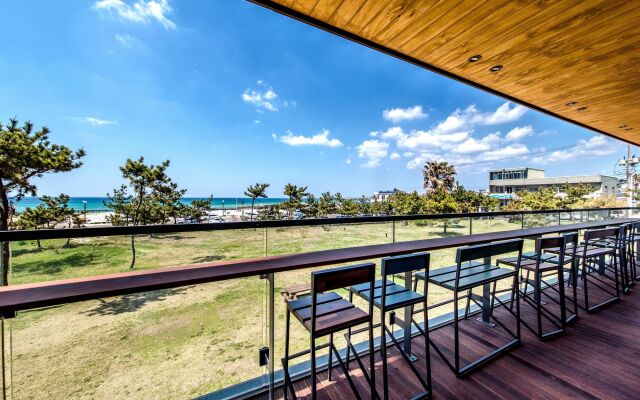 Jeju Marevo Beach Hotel