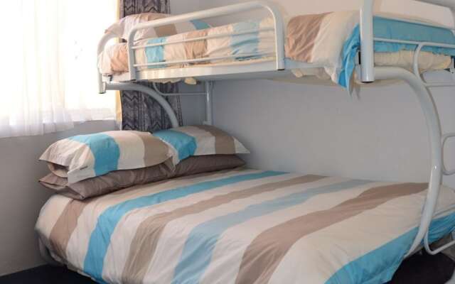 Parkview, Unit 16, 11 Catalina Close