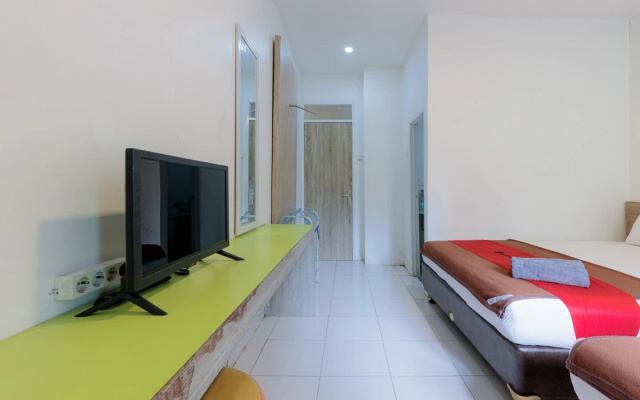 Reddoorz Near Taman Safari 3 – Guest Rooms – Cisarua
