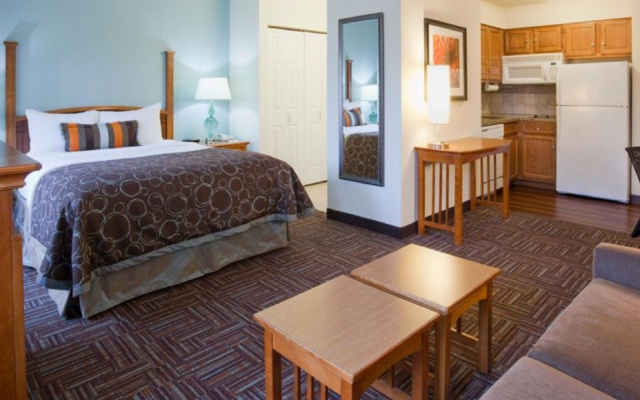 Staybridge Suites MPLS-Maple Grove/Arbor Lakes by IHG