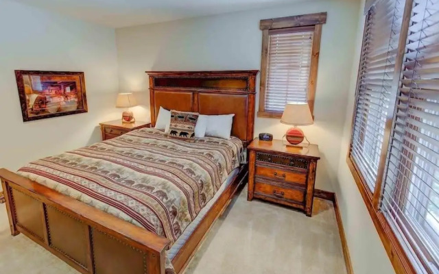 The Lodges 1114 - Two Bedroom Condo