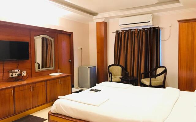Naveed Residency