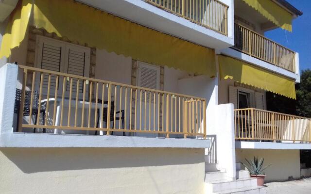 Apartments Dunja Hvar