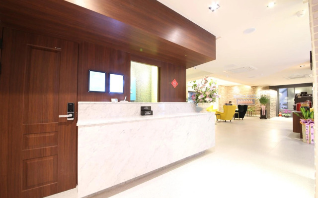 Brooks Hotel