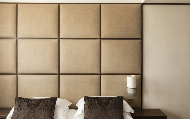 The Independent Hotel