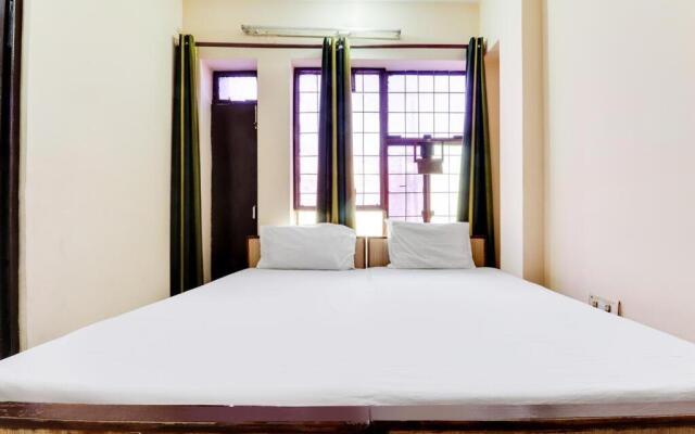 Hotel Aryan