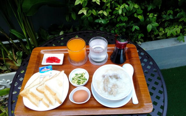 United Residence Ekamai Bangkok