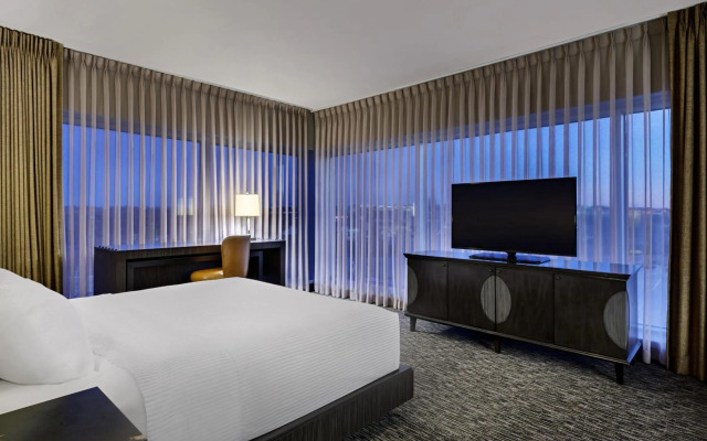 The Southlake Hotel