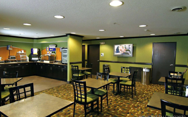 Holiday Inn Express Hotel & Suites Madison by IHG
