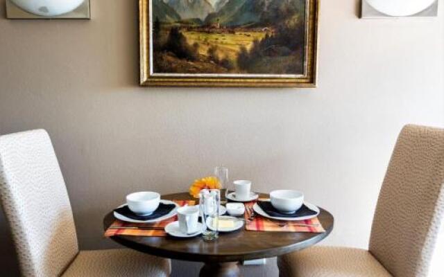 The Ocean Bay Luxury Guesthouse