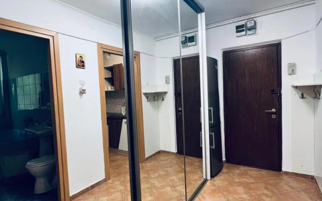 Orange studio