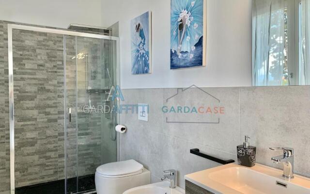 Cristallo Apartment - Desenzano Del Garda - GardaAffitti com