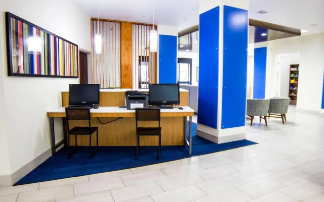 Holiday Inn Express Seguin