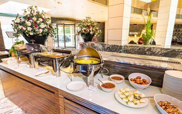Antony Palace Hotel