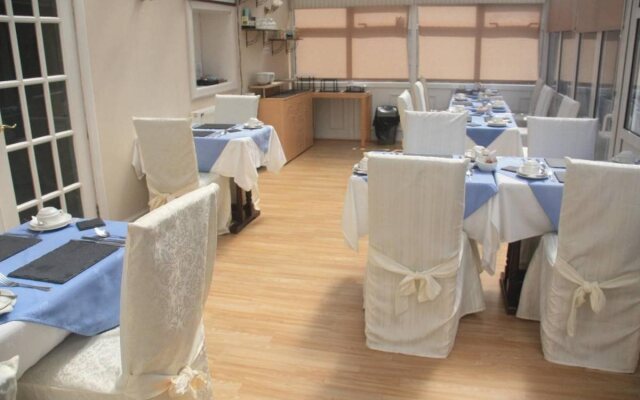Arden Guest House, Craigmillar Castle Edinburgh
