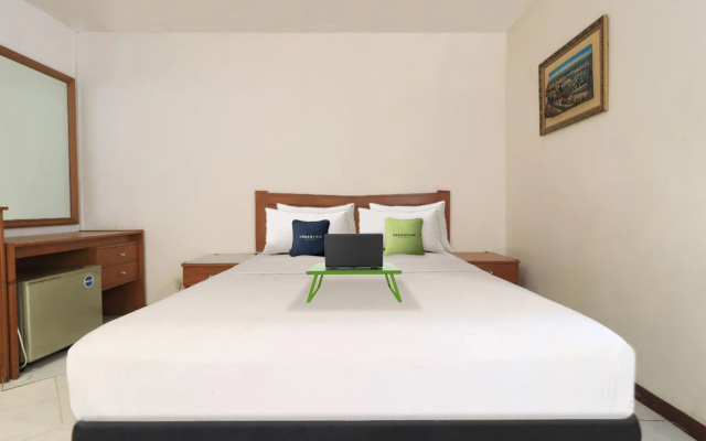Urbanview Hotel Mroom PH Kemang
