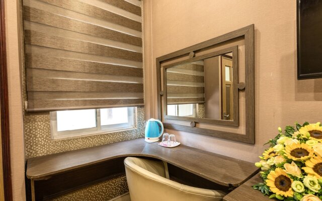 Manmo Ha Noi Business Hotel