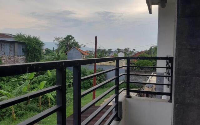 OYO 90810 Ravaya Homestay