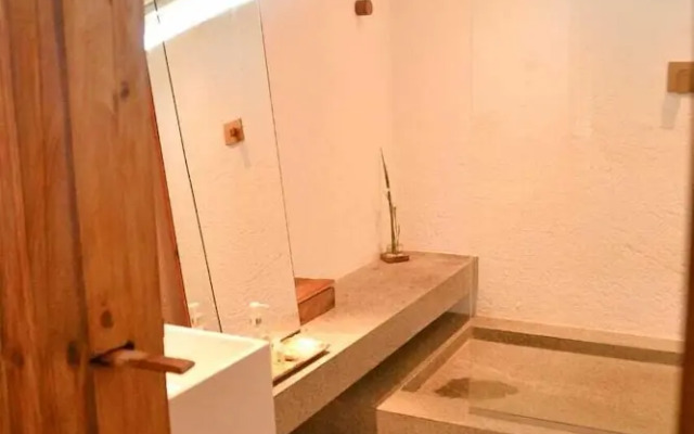 Paru Boutique Hotel