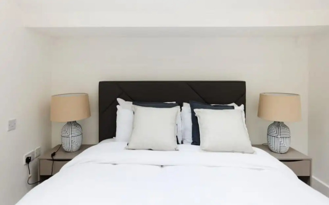 The Islington Place Stunning 2bdr House