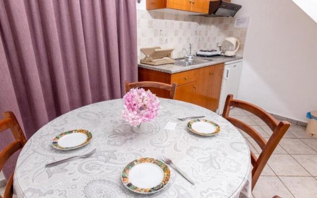 Studios Charoula