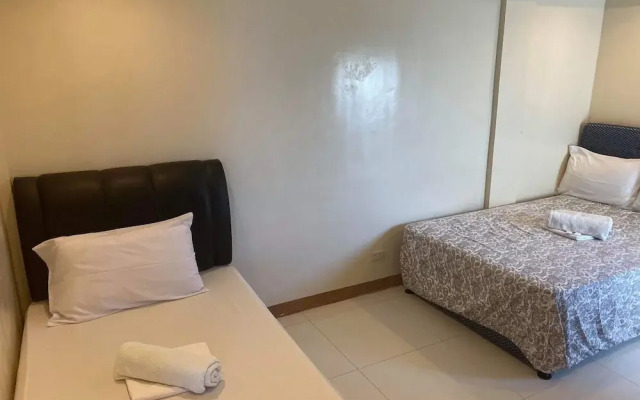 Planet G Hotel