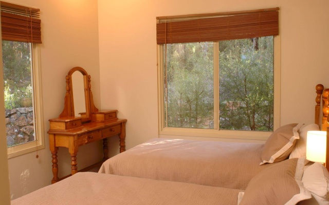 Harmony Forest Accommodation and Vineyard – Guest Rooms – Forest Grove