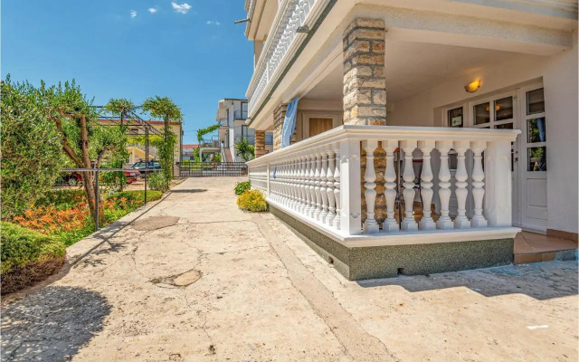 Two-Bedroom Apartment Vodice with Sea View 06