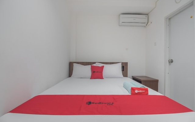 Pillow by RedDoorz – Guest Rooms – Balikpapan
