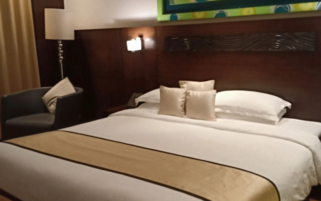 Monotel Luxury Business Hotel