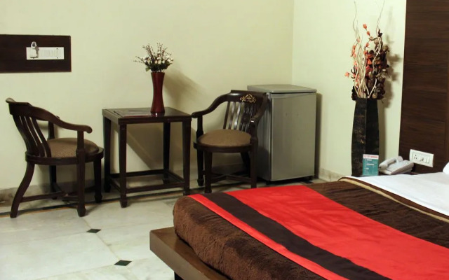OYO 497 Hotel Welcome Palace