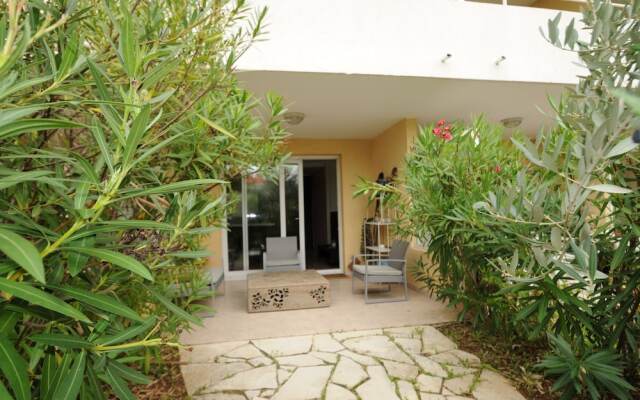 Studio Emmanuelle