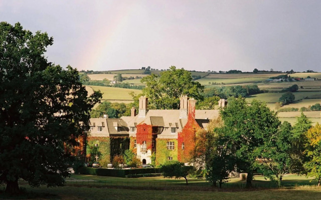 Llangoed Hall