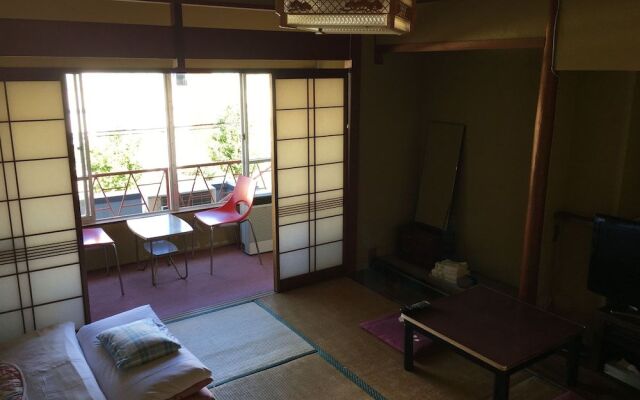 Miyoshiya Ryokan