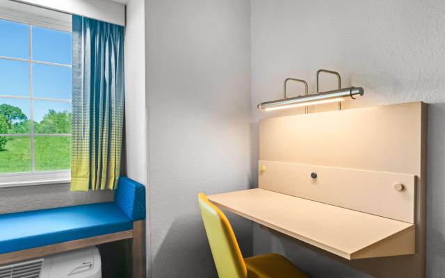 Microtel Inn & Suites by Wyndham Joplin