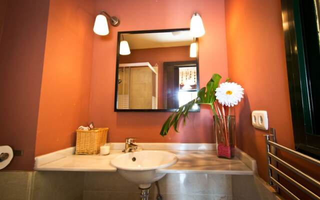 Holidays2Malaga Terrace Center Apartments