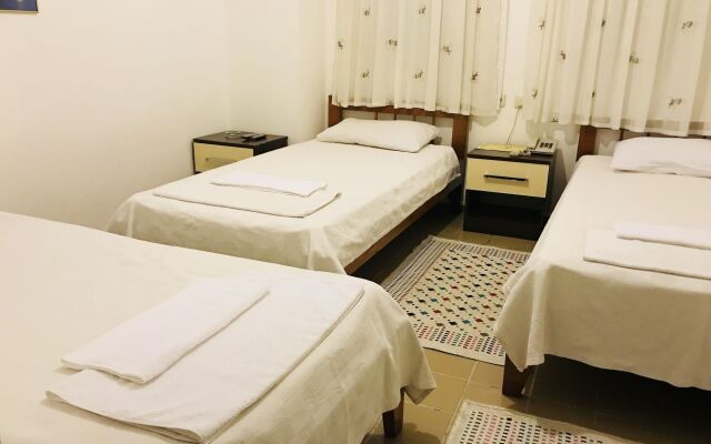 Cam Otel
