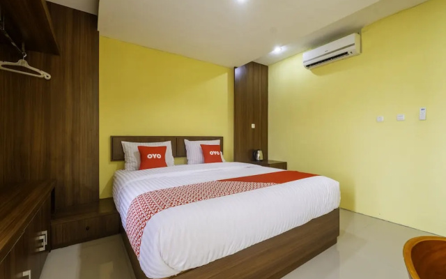 Capital O 1973 Guest House Toserba Selamat Syariah Pelabuhan Ratu