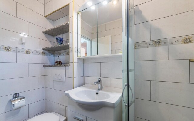 Beautiful Apartment in Barbariga With 1 Bedrooms and Wifi