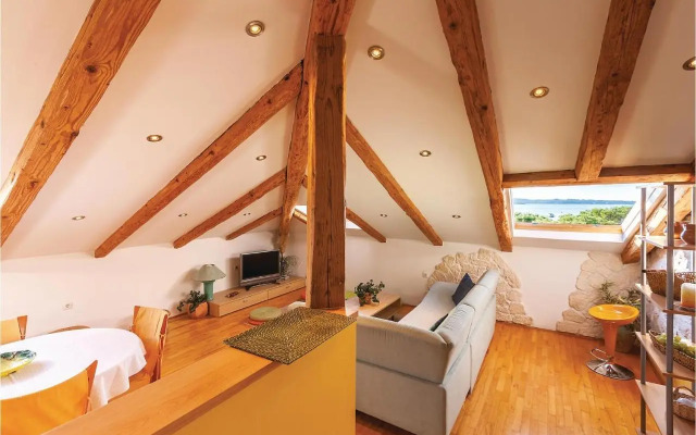 Apartment Titova Riva Cr