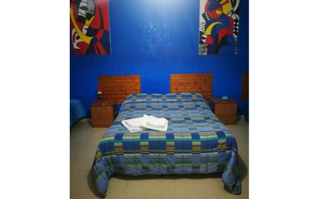 Seven Rooms