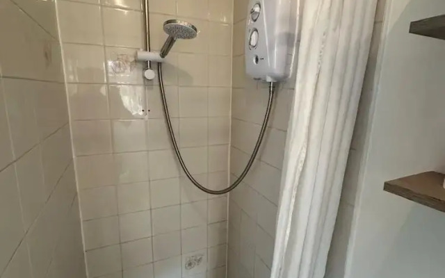 Luton City Escape - Modern 1BR Apartment
